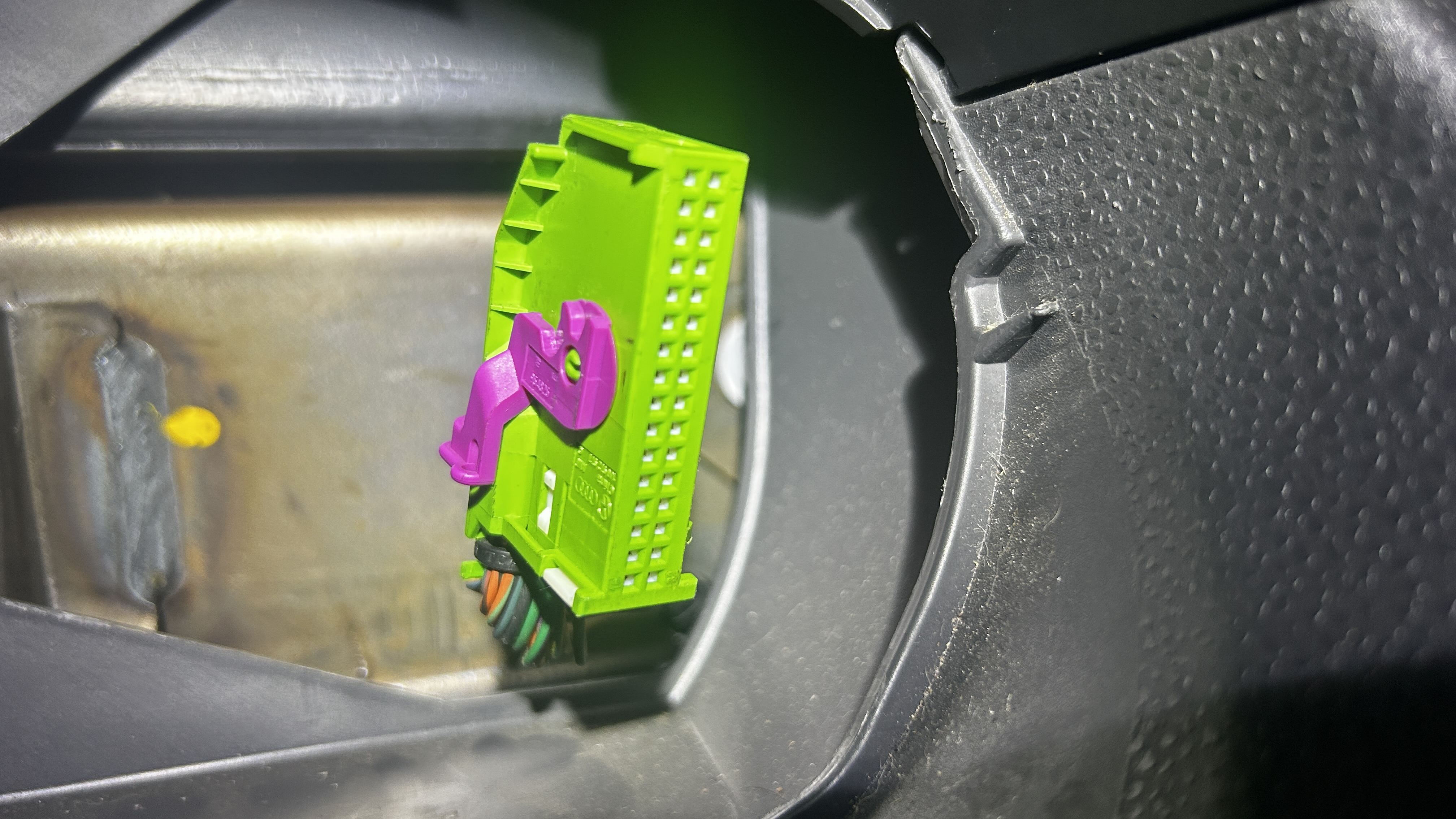 Green Connector